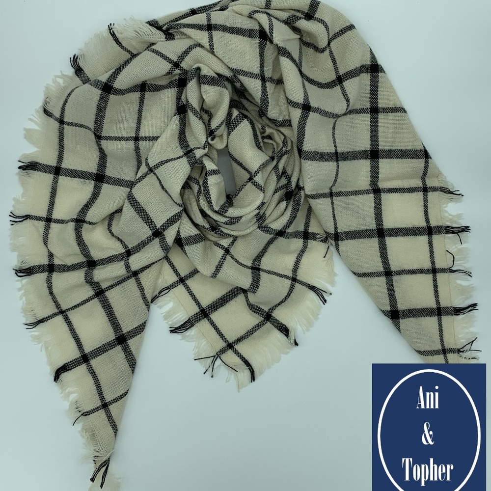 Blanket Scarf Triangle Plaid in Beige/Black - Picture 2 of 4
